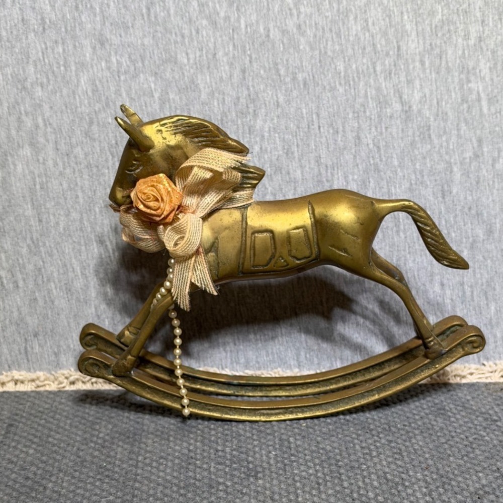 VTG Solid Brass Rocking Horse Nursery Cottagecore Ribbon Rose Accents 6x7.5in